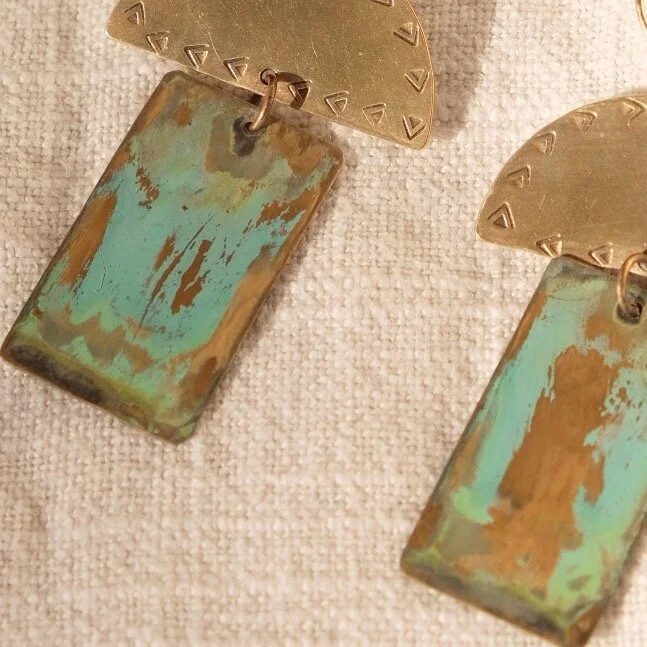 AB7002E4-4989-43CA-99CC-3442425B7EAC