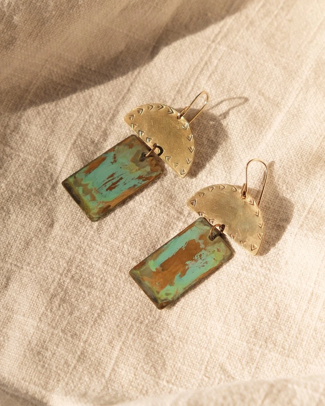 521B151B-9923-4831-A571-69A39E201D56