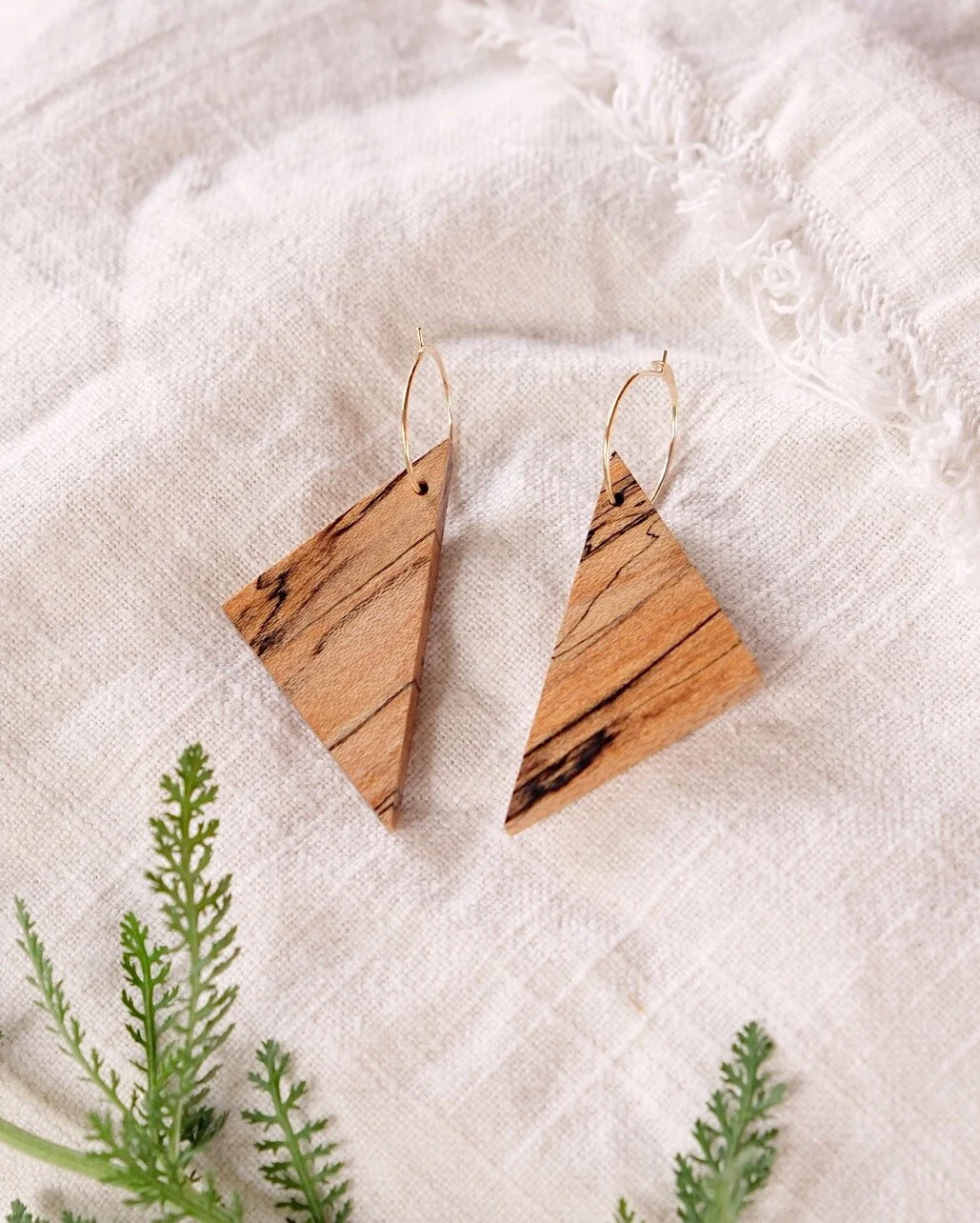 37C4AA47-0FE6-475A-829C-D655584E8697