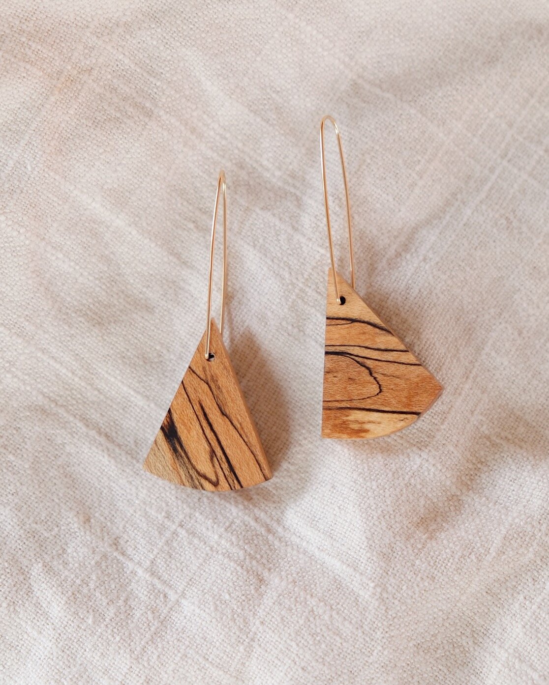 C3DBECE2-6660-4A54-8D52-B62C9640C8F6