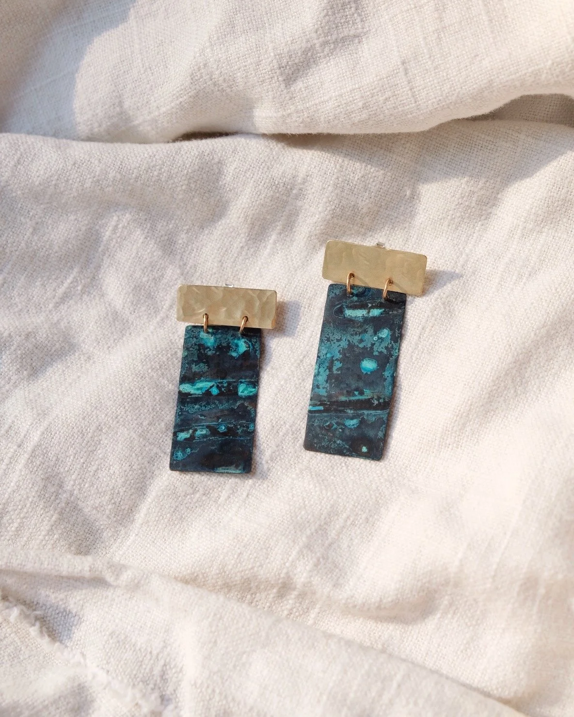 DC6EF35E-8842-4365-BABC-A00EED1C0132