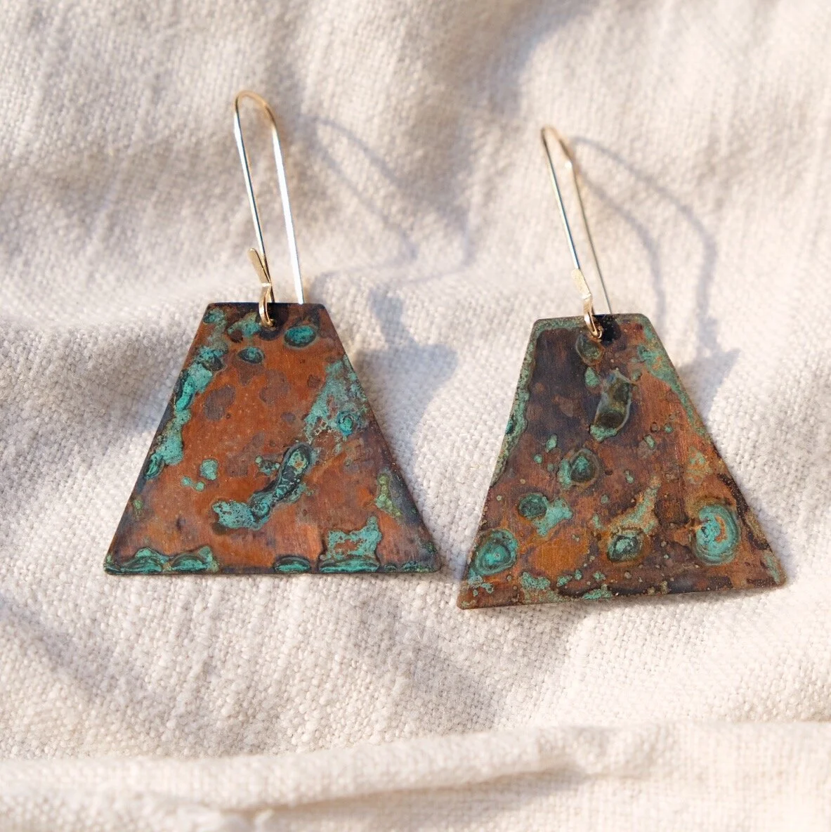 18EDC2FA-F6FD-45EE-A8C9-42BA1AD3F878