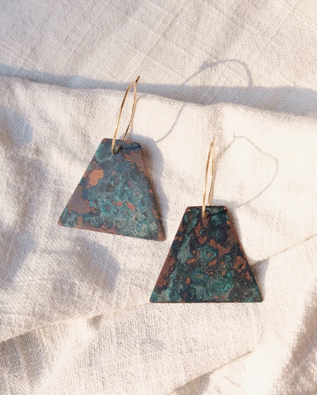 A5EEB5F1-A1AB-409B-876F-BADED11C3E60