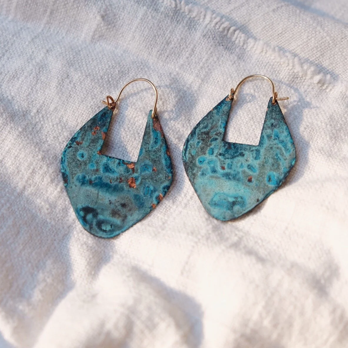 BBCA92F8-67E5-432A-A091-82929CF0DB43