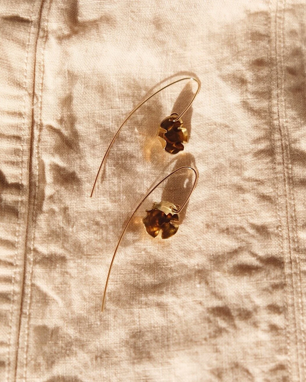 B04F4D50-28F7-456B-88C9-1E1B89CECE2A