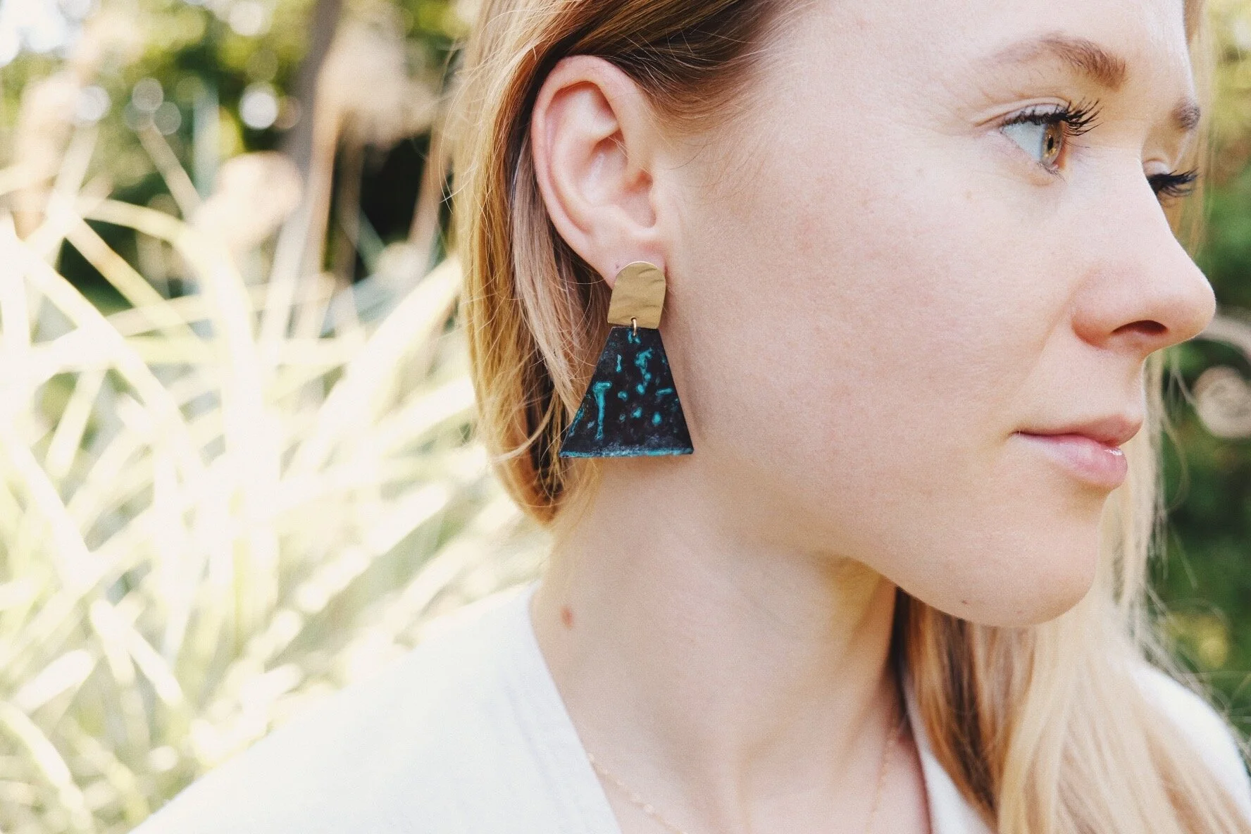 B9001780-0C01-4F09-8ABB-F44DB15F34DB