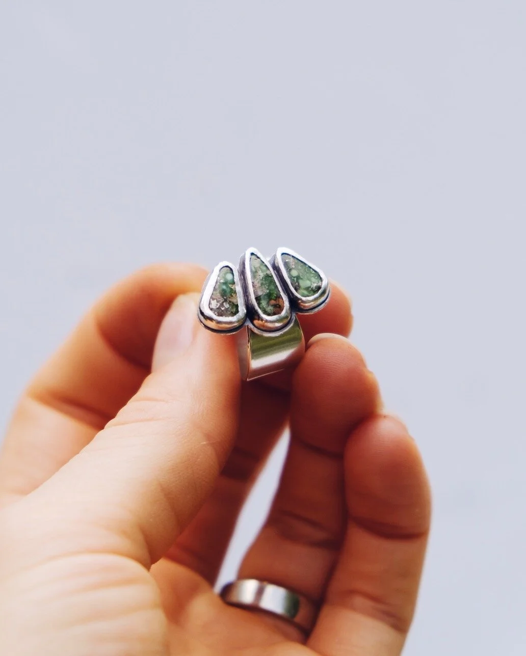 CB1FC7B2-7562-40DA-9914-82A6A2EA4048