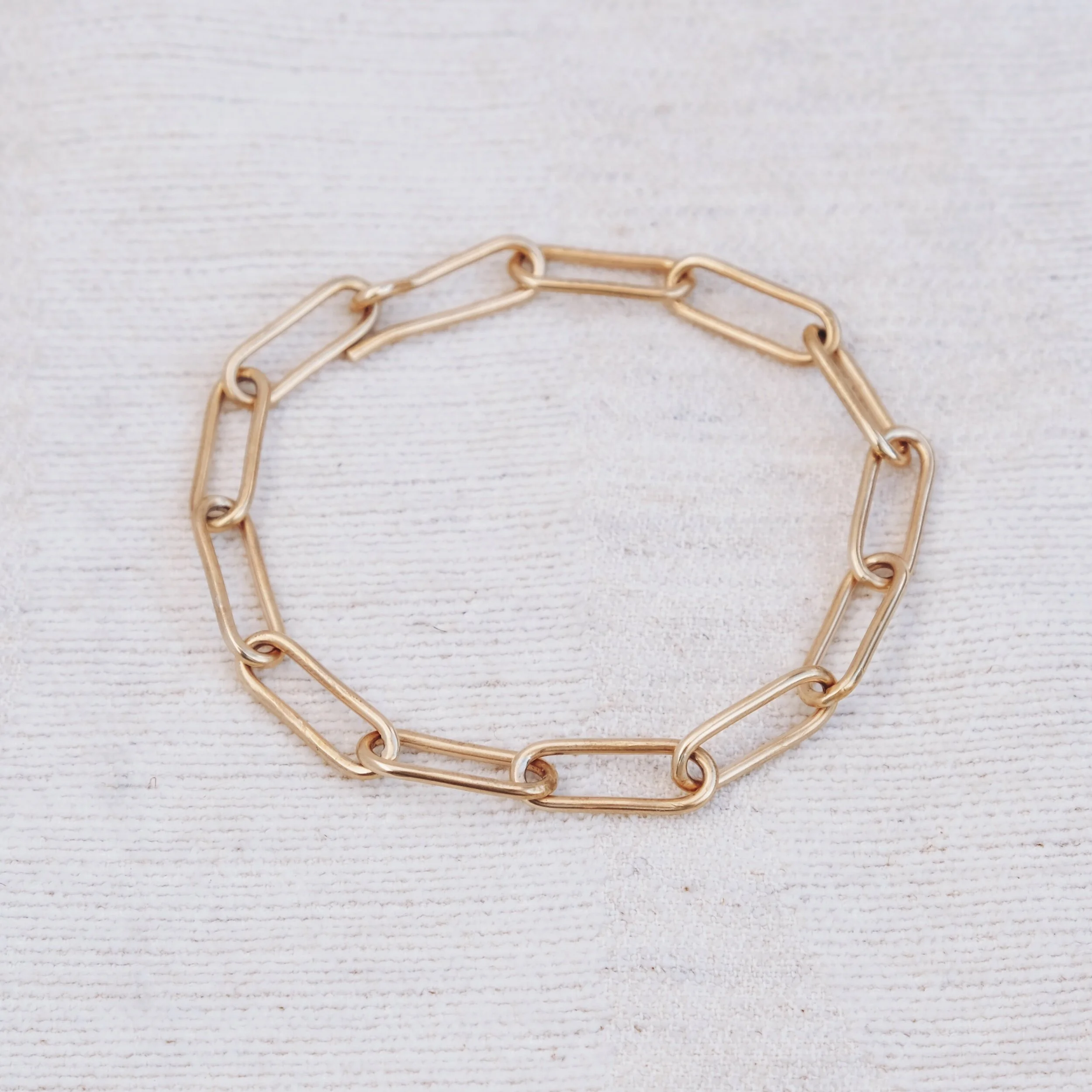 E6FC4136-F4F7-4686-84F2-767AB1F627FC