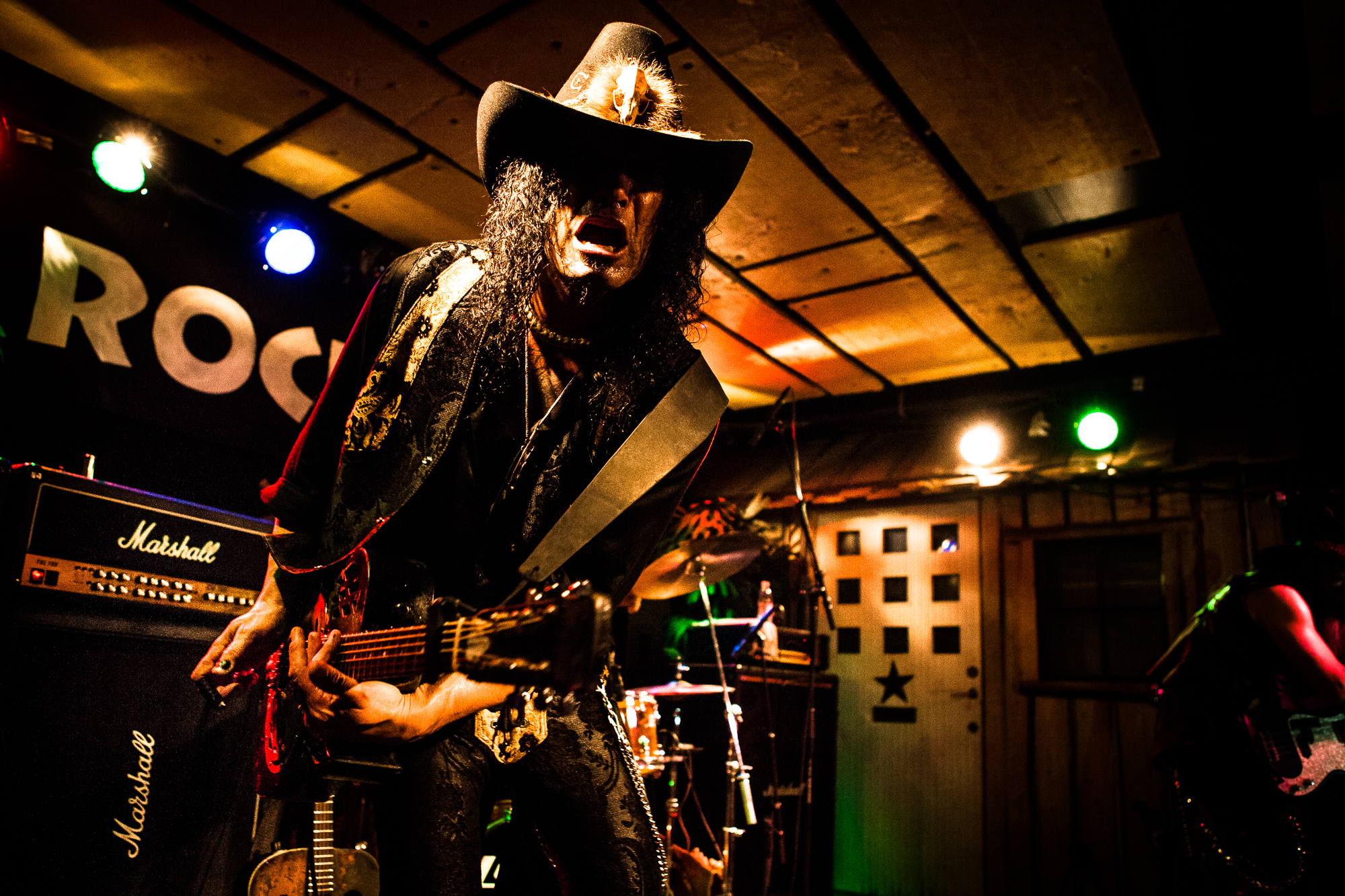 Eric Sardinas & Big Motor