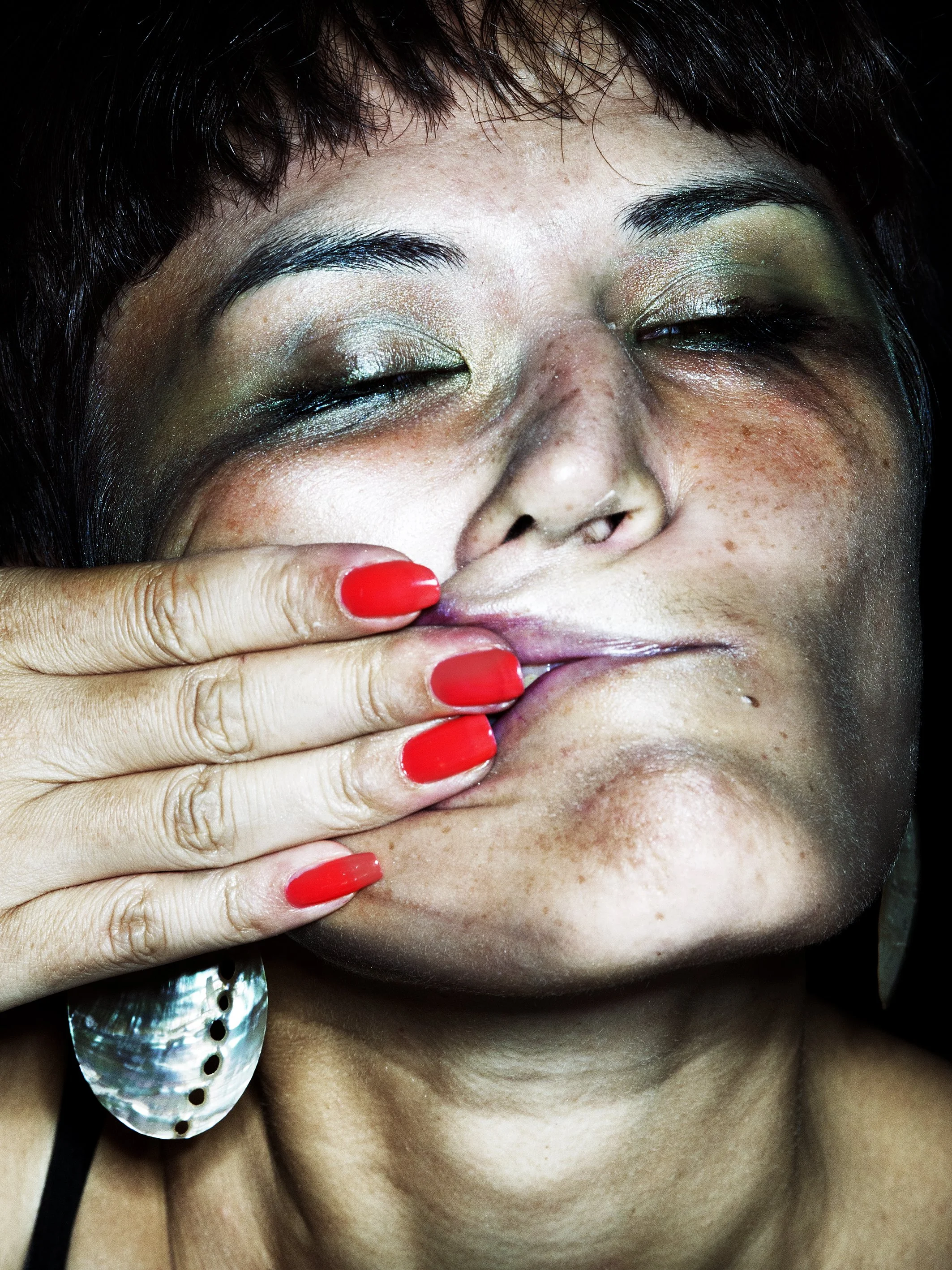 ID-Identity portrait #_I1O0674, 60 x 80 cm, c-print, 2012