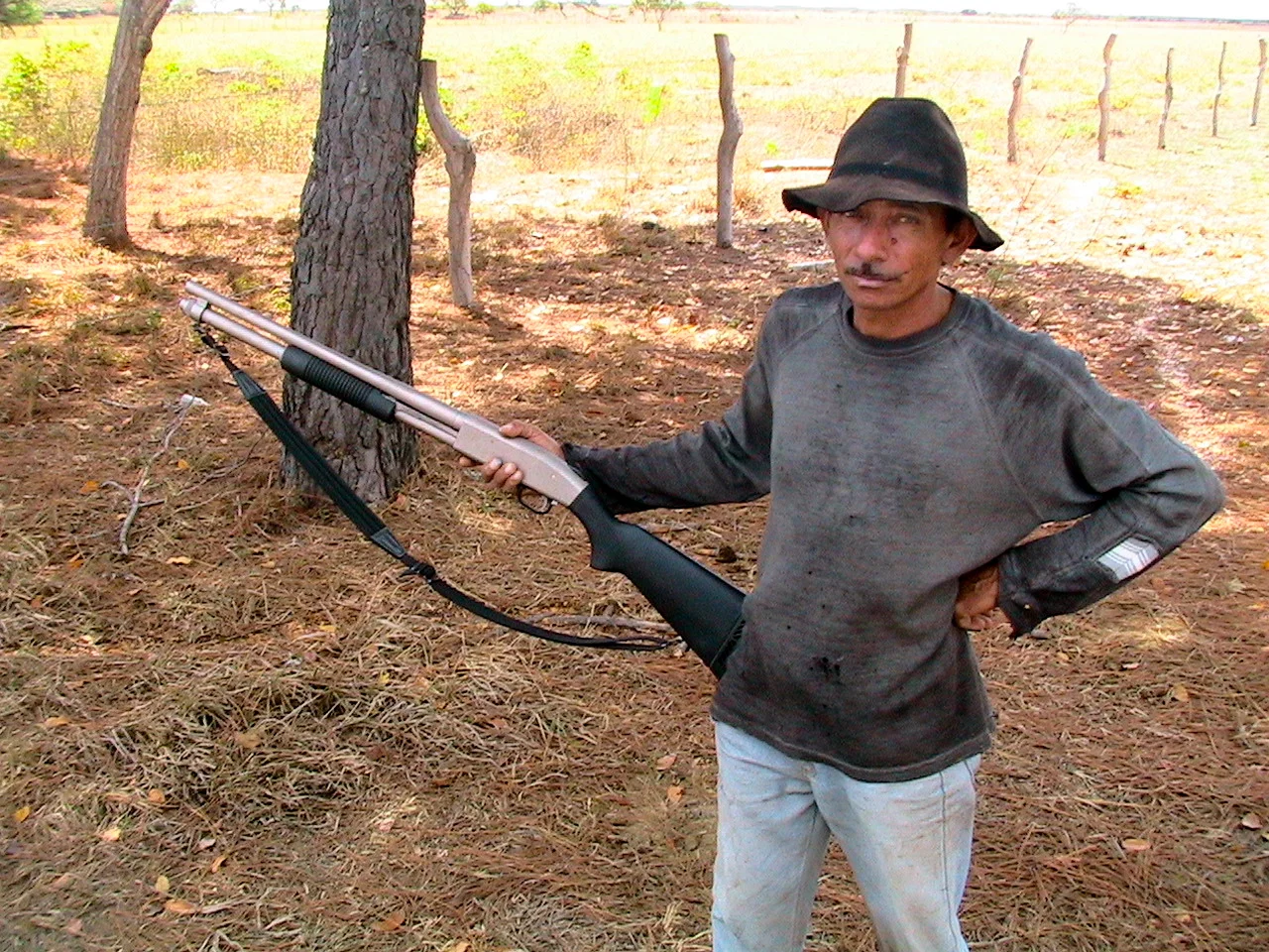 5min after holding Sam at gun point & all is calm
