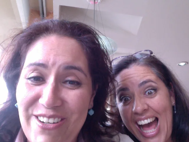 Bety y Bere Acosta... ¡ nos divertimos trabajando juntas!
