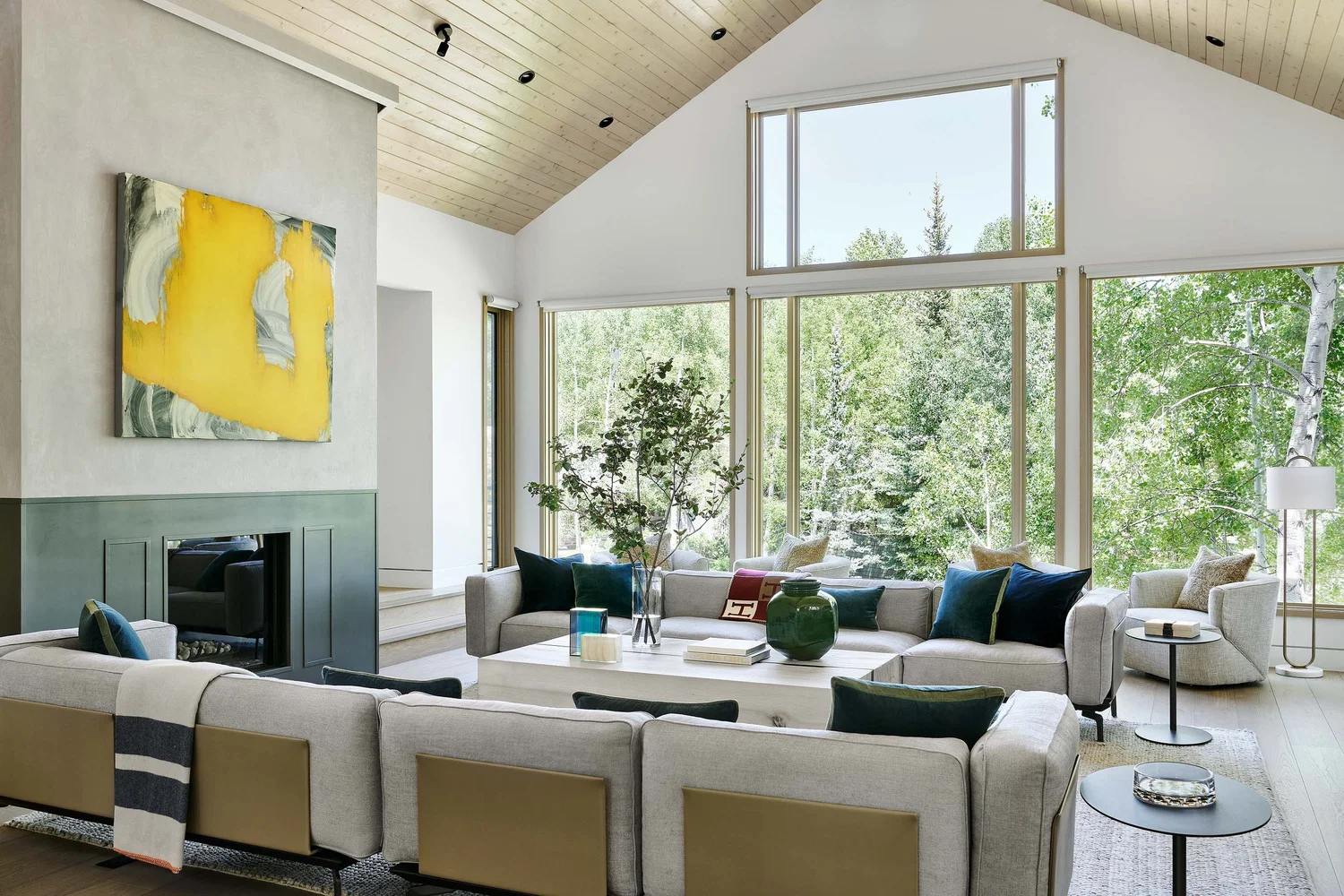 Chic. Comfortable. Curated. Based in Aspen, Colorado, Kristin Dittmar ...
