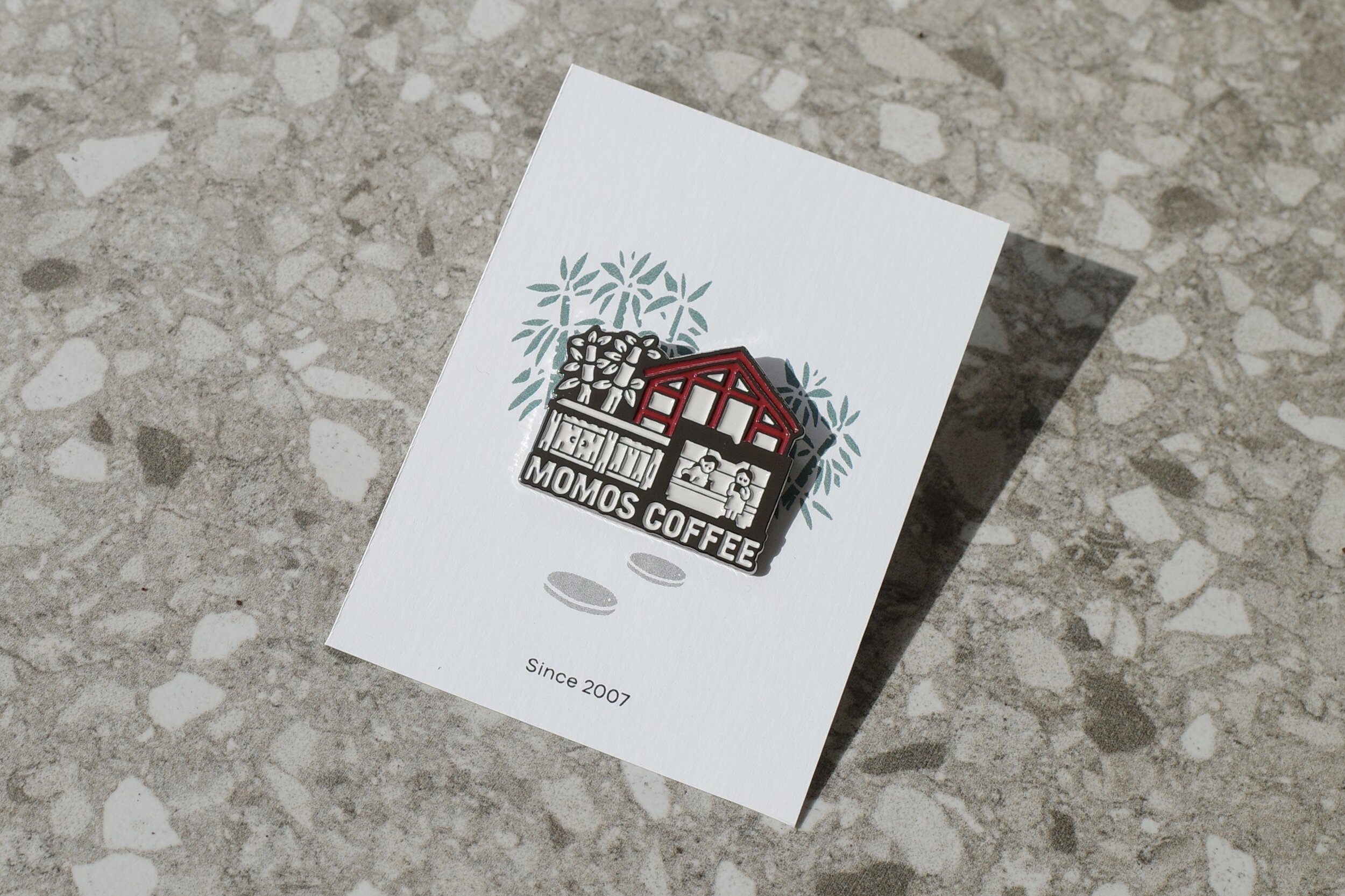 Momos Coffee - 빨간지붕 Pin