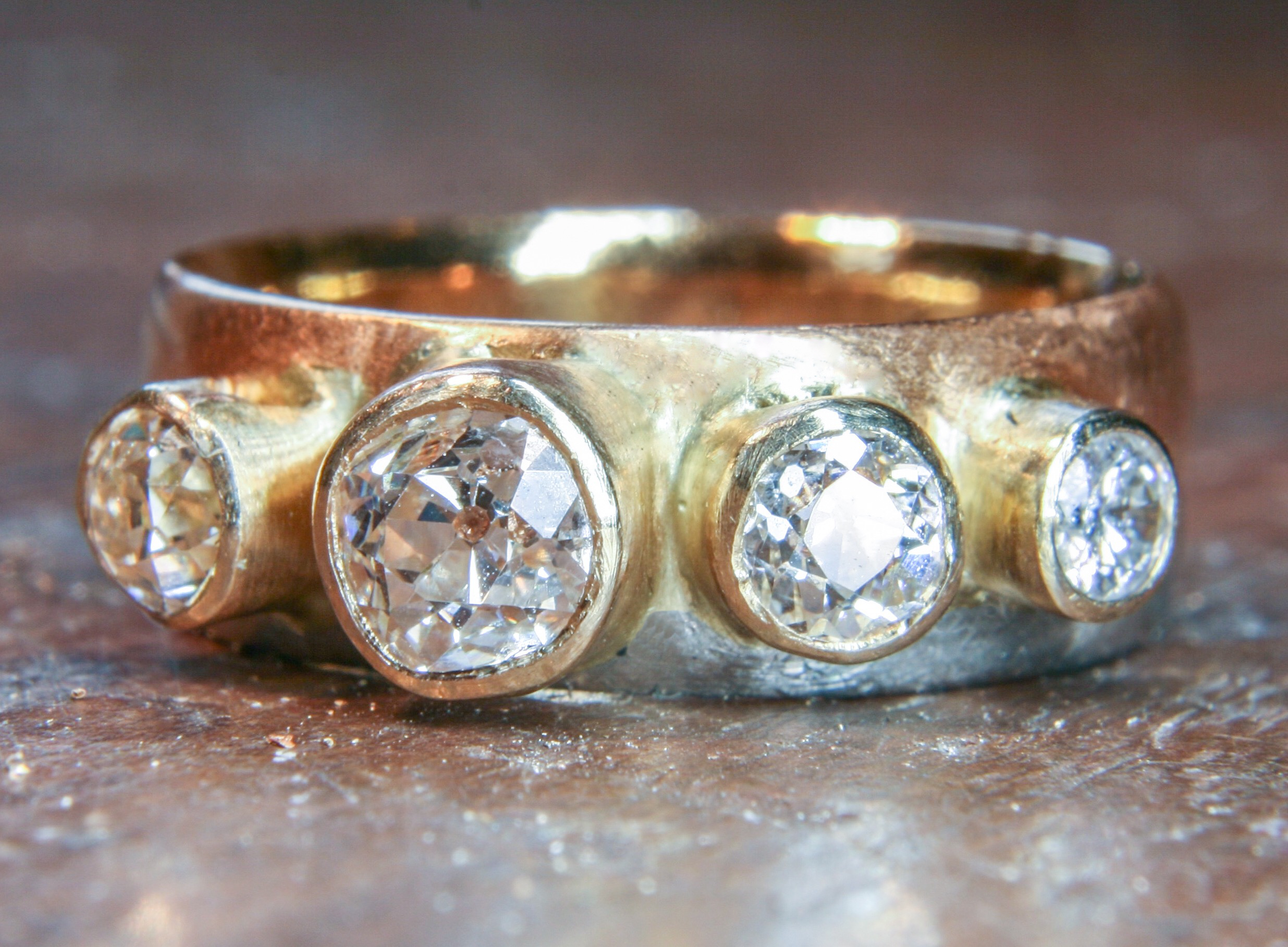 Platinum, 18ct gold and diamond ring