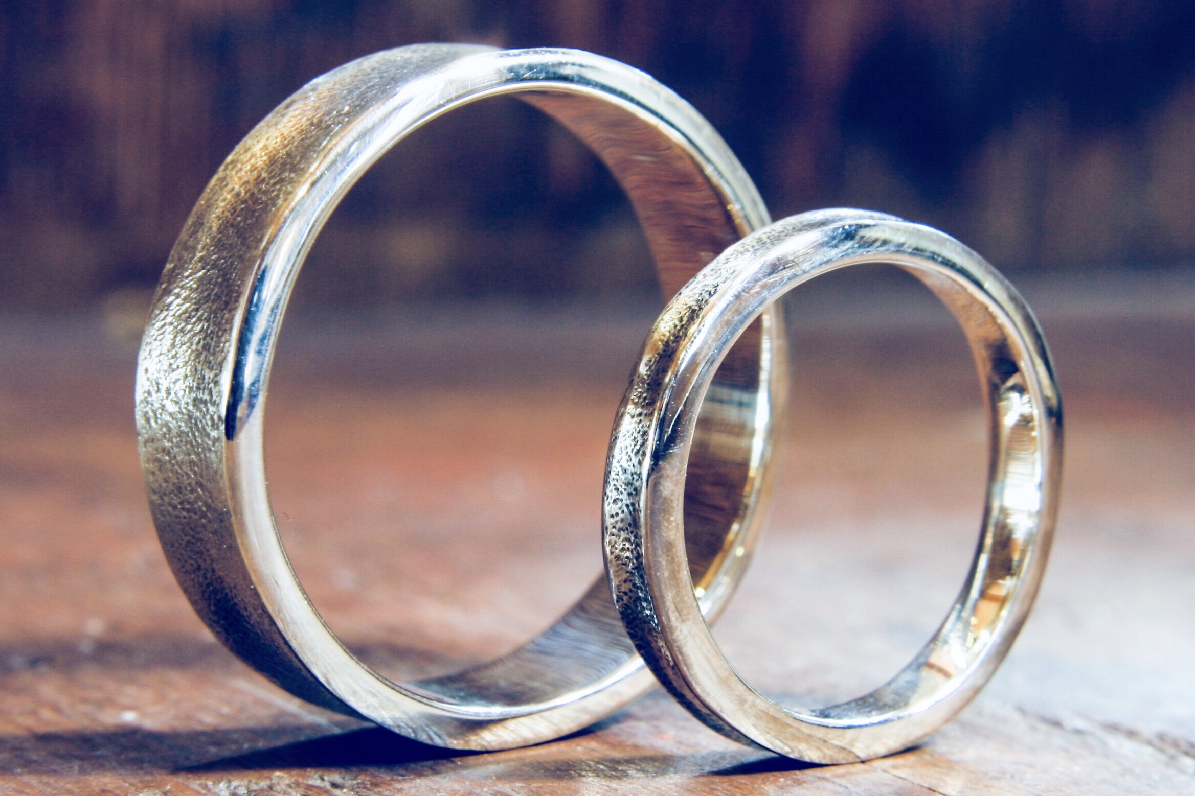 White gold textured wedding rings