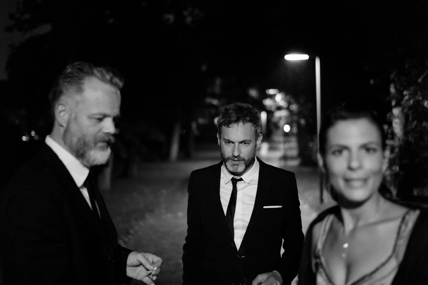 Surrounded by wonderful people. Photo © Jo Fischer