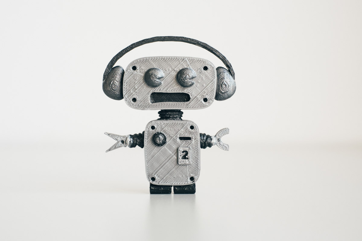 My second self-made 3D print: a robot, inspired by a drawing I made a while back (click to enlarge)