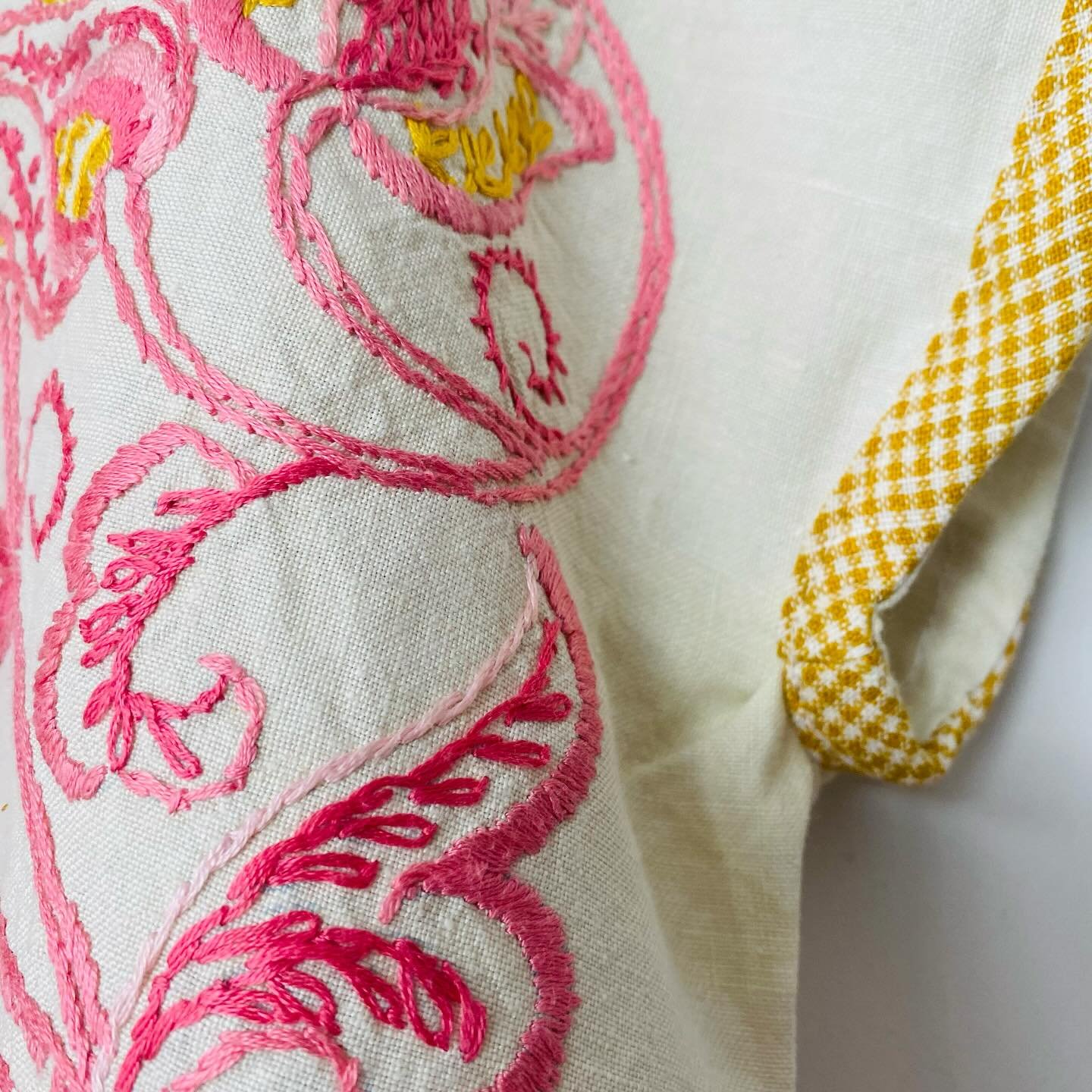 Pure linen embroidered summer top with linen trims. #repurpose #diy #makeityourself #slowfashion @kelvinrooms