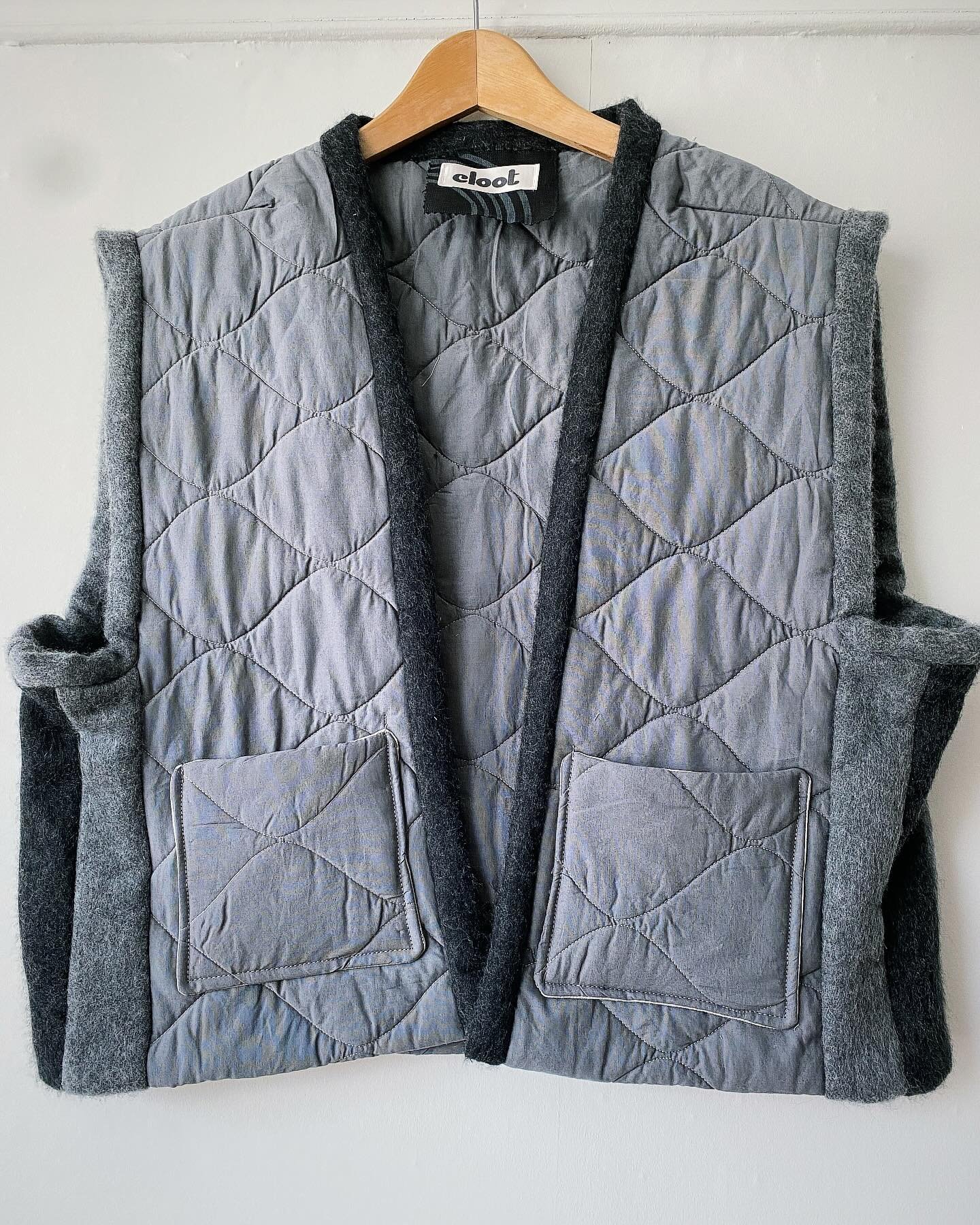 Italian hand dyed cotton deadstock fabric gilet with cashmere trim. Sustainable. Recycled and repurposed. For sale @nomad_slt @kelvinrooms @kelvin_apothecary