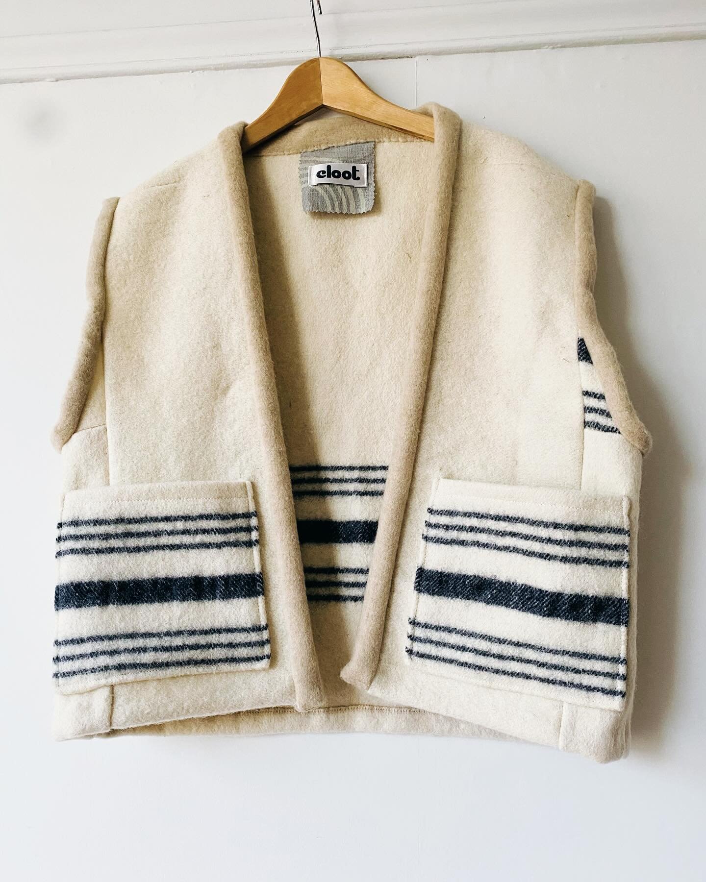SOLD&hellip;.Pure wool gilet with pure cashmere trim and pockets. Recycled and repurposed #sustainablefashion @nomad_slt kelvinrooms