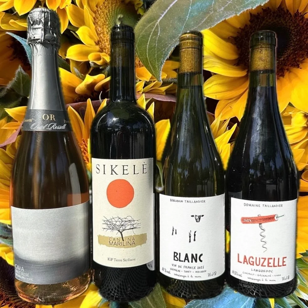 The wine is back, along with the sun☀️ Come by anytime 5:30-7:30p for our *free* Thursday tasting! @macklesmiff of @nativeselections is here this eve pouring a beautiful selection of natural wines for you to try. The patio is calling, so pick your fa