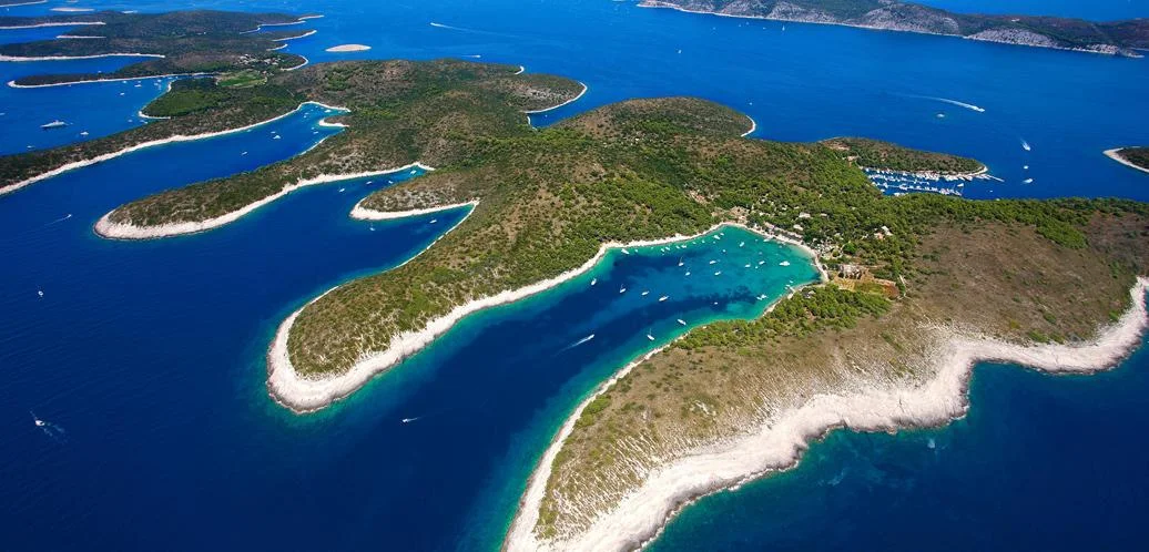 hvar0029_small.jpg