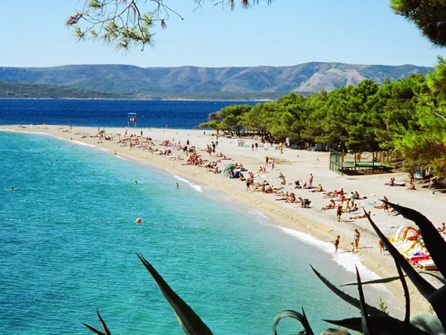 zlatni-rat-brac-640-8.jpg