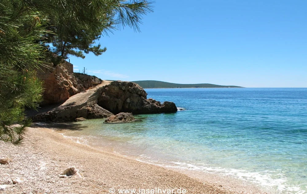 Apartment-Hvar-beach.jpg