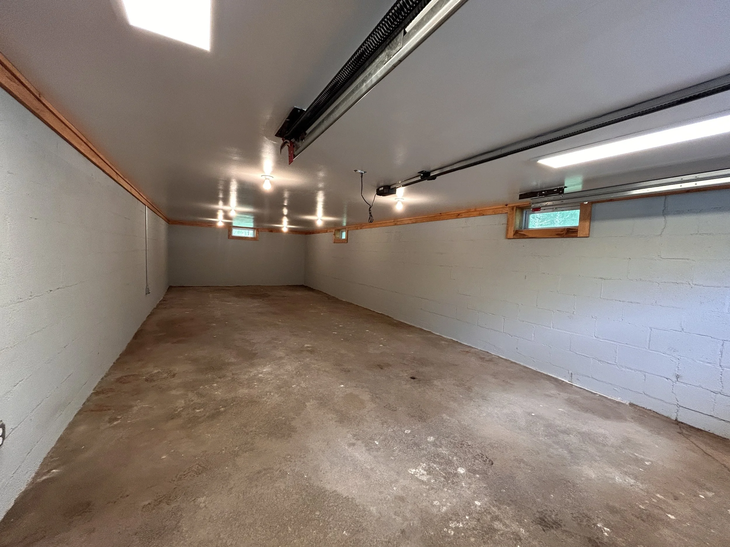 Large Tandem Garage