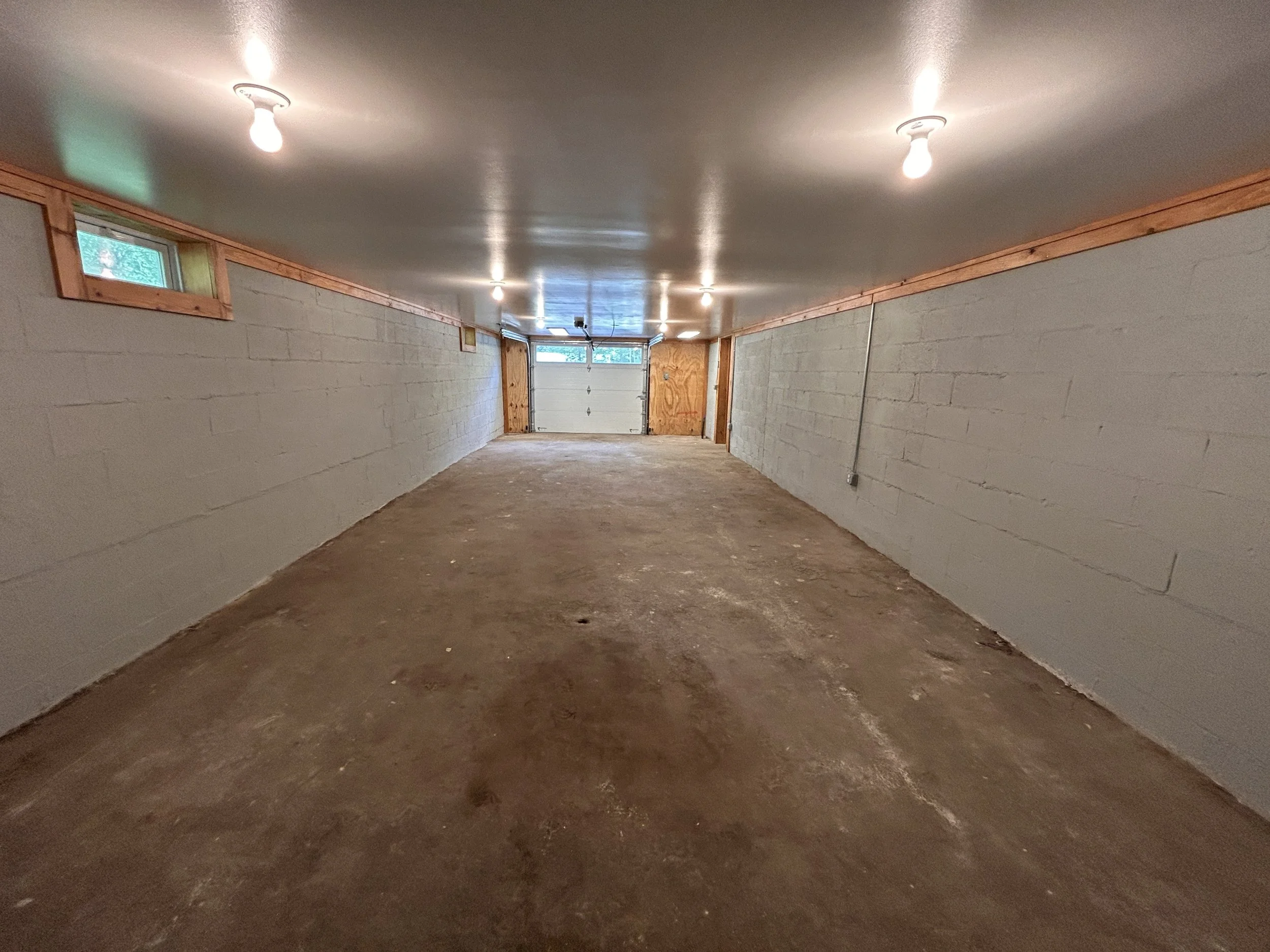 Large Tandem Garage