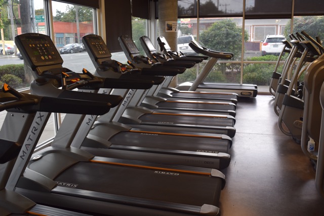 treadmills.jpeg