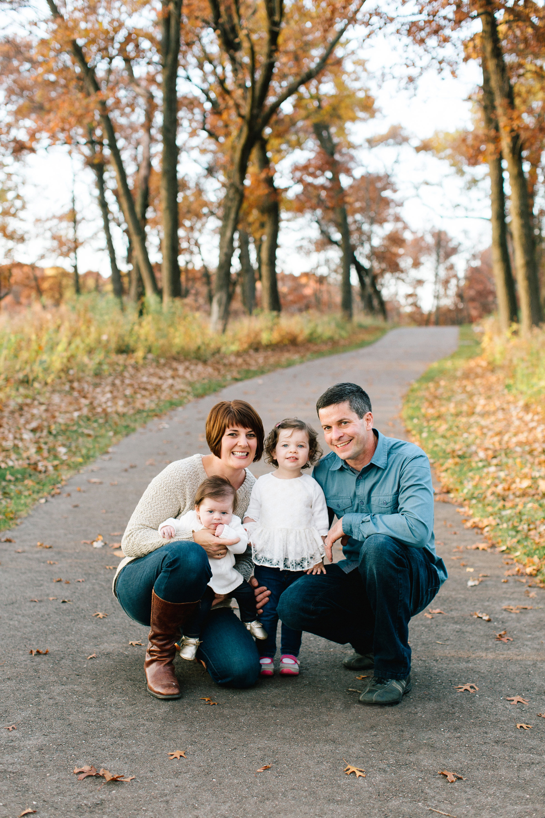 www.allisonhopperstad.com, Fall Family Session, Minnesota Family Photographer, Candid Family Photographs, Lifestyle Family Photographer, Long Lake Regional Park Photography, Family of Four