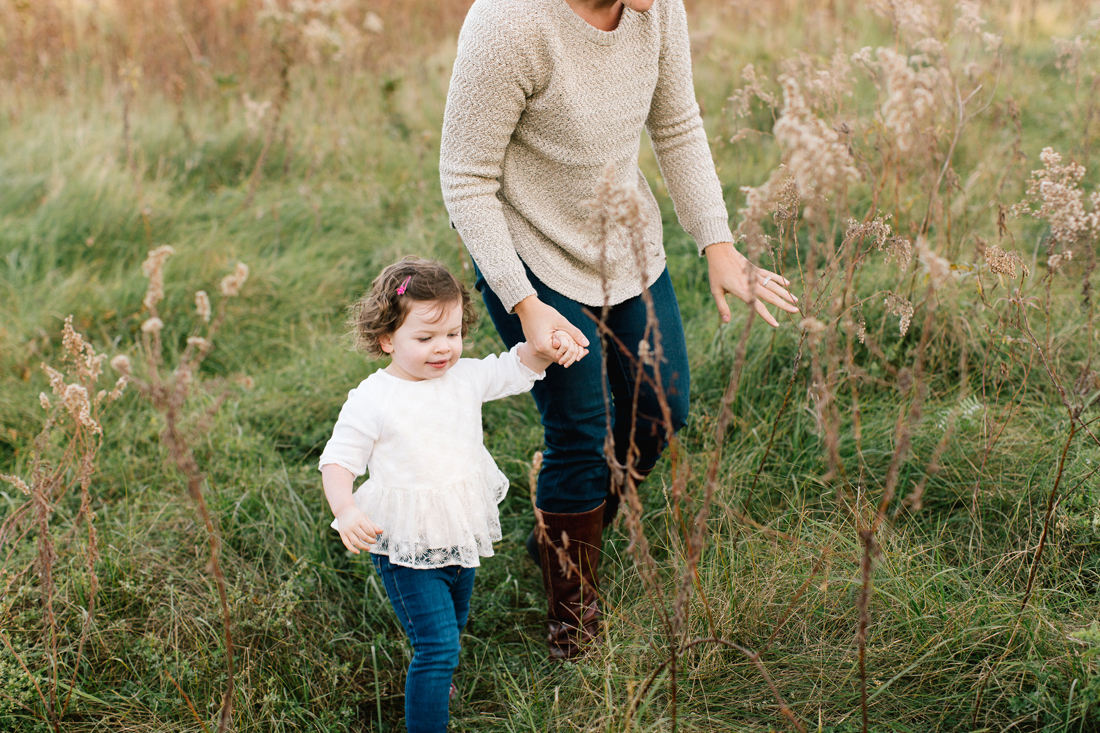 www.allisonhopperstad.com, Fall Family Session, Minnesota Family Photographer, Candid Family Photographs, Lifestyle Family Photographer, Long Lake Regional Park Photography, Family of Four