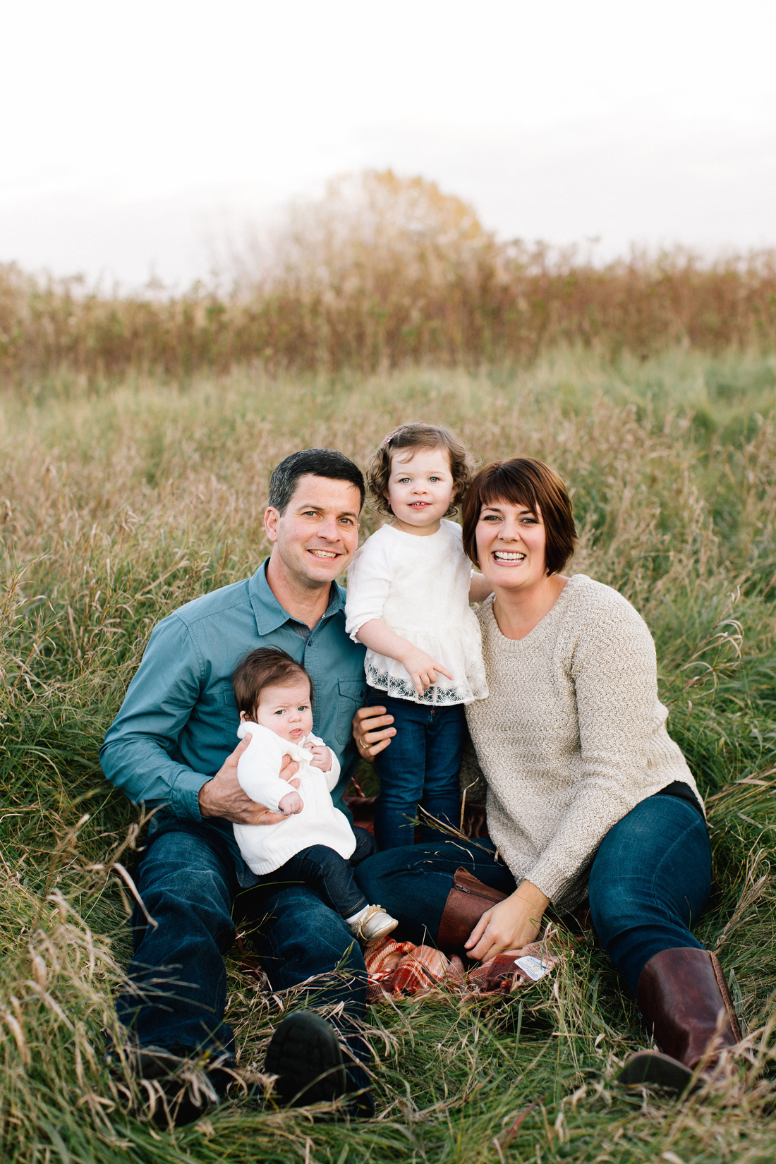 www.allisonhopperstad.com, Fall Family Session, Minnesota Family Photographer, Candid Family Photographs, Lifestyle Family Photographer, Long Lake Regional Park Photography, Family of Four