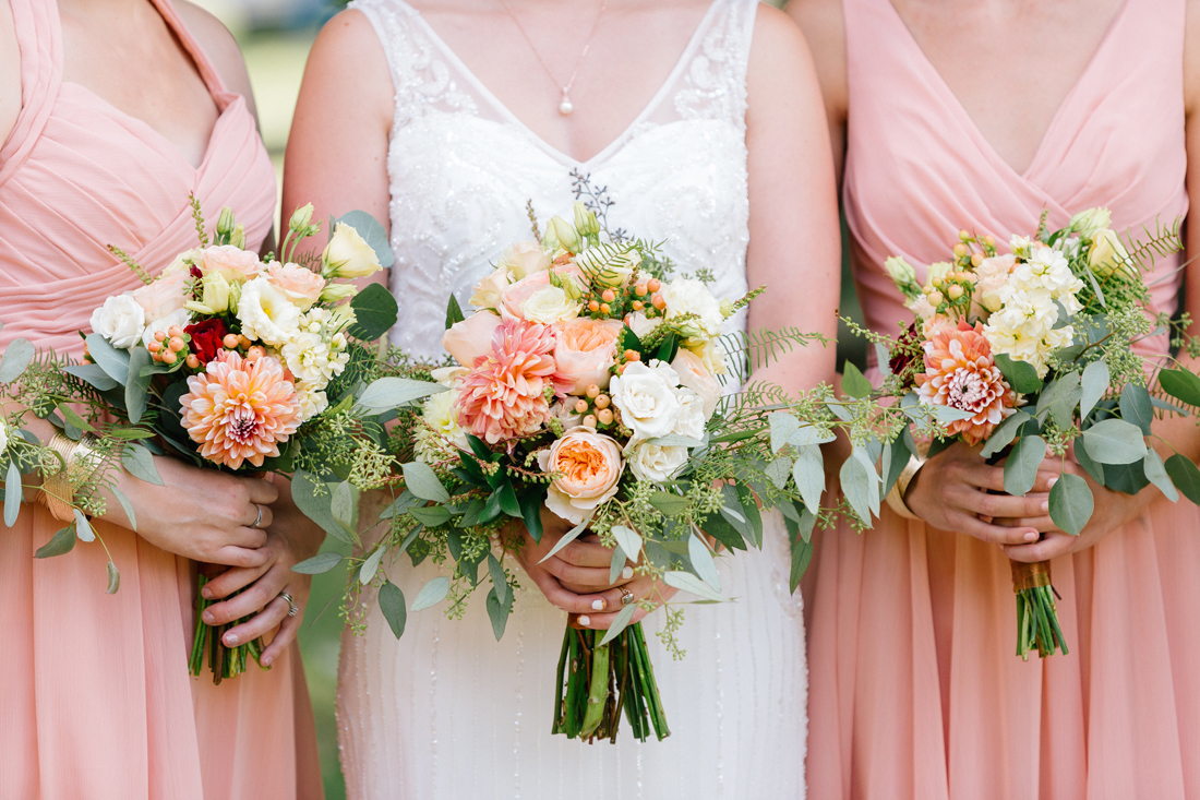 www.allisonhopperstad.com, Minnesota Wedding Photographer, Barn Wedding, Apple Orchard Wedding, Minnesota Harvest Apple Orchard, Summer Wedding, Outdoor Wedding, Wedding in the woods