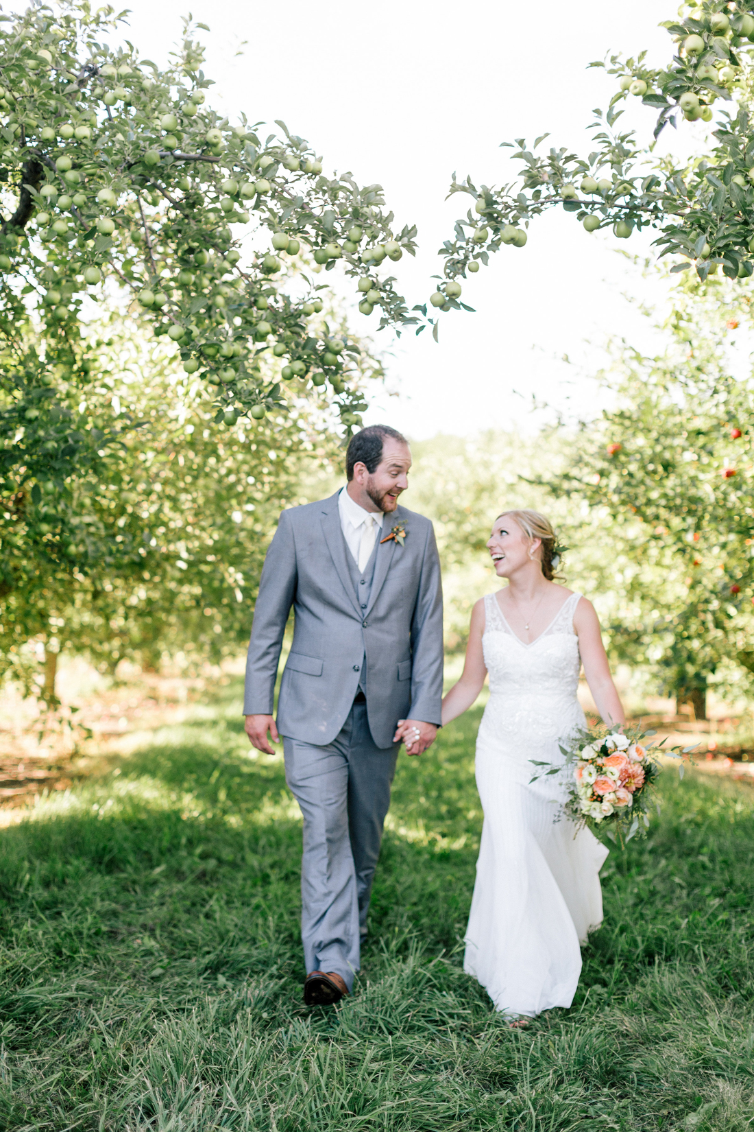 www.allisonhopperstad.com, Minnesota Wedding Photographer, Barn Wedding, Apple Orchard Wedding, Minnesota Harvest Apple Orchard, Summer Wedding, Outdoor Wedding, Wedding in the woods