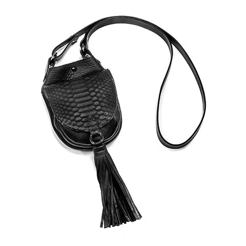 Runaround Sue in Black Python