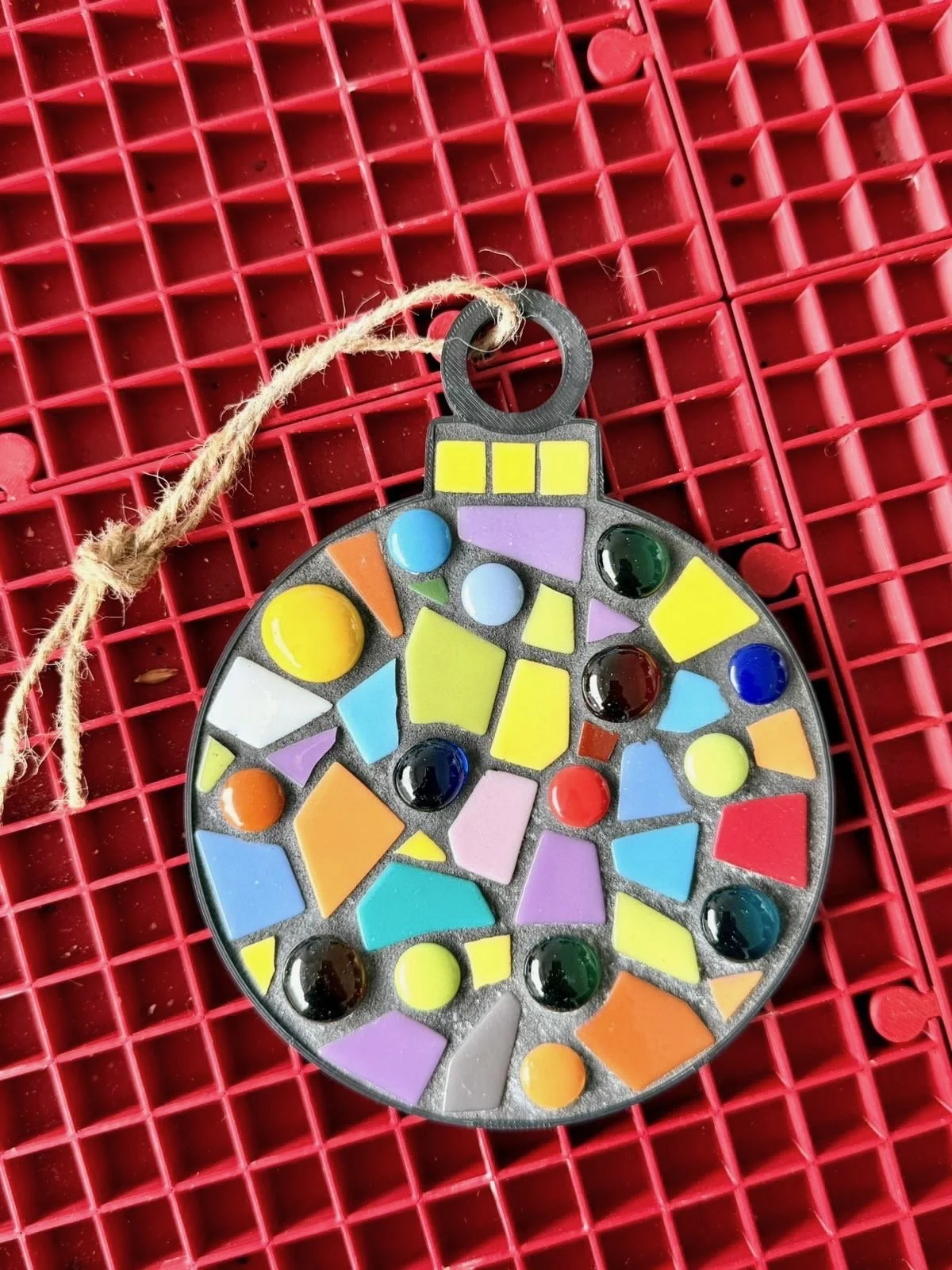 mosaic ornaments family class holiday craft rockville centre ny oceanside baldwin valley stream lynbrook