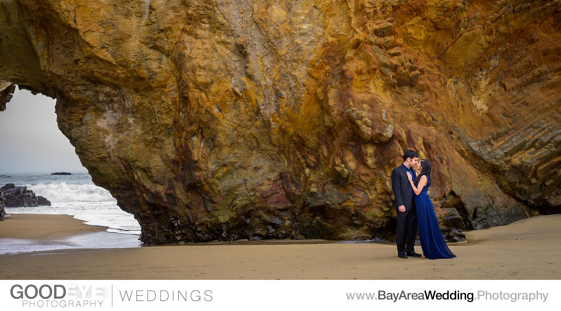 Panther Beach Santa Cruz Marriage Proposal / Engagement Photos -