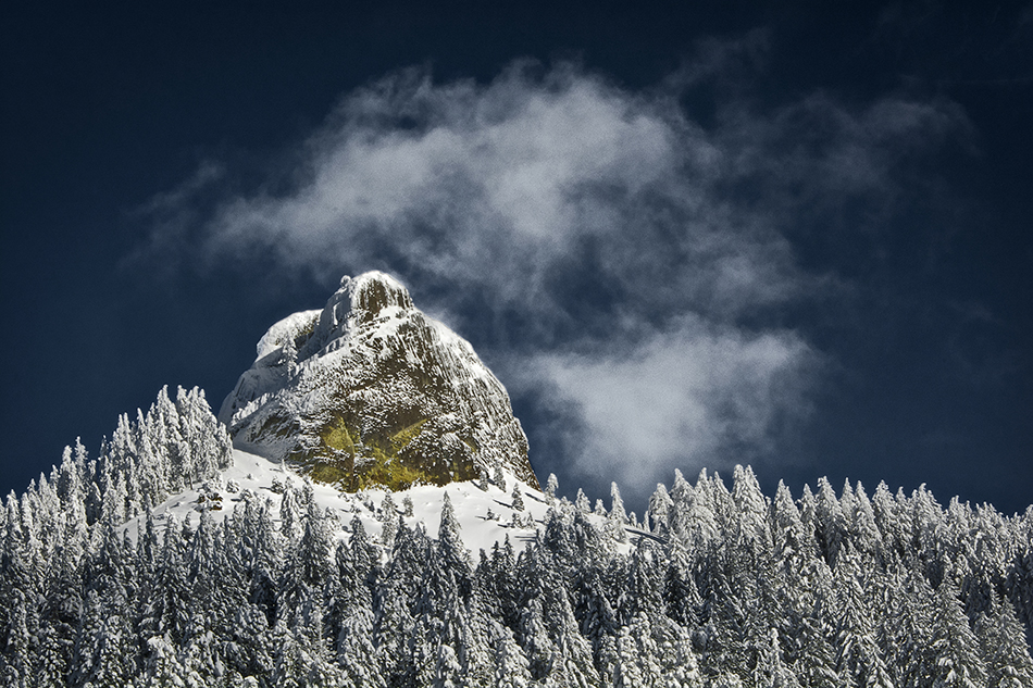 Pilot rock in deep winter © 2016 Matt Witt 
