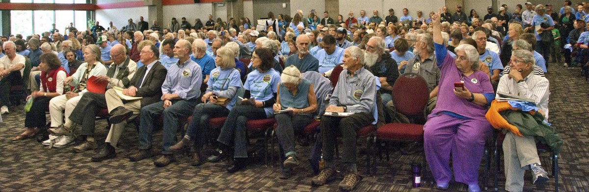 Blue shirts: Supporters for Cascade-Siskiyou National Monument