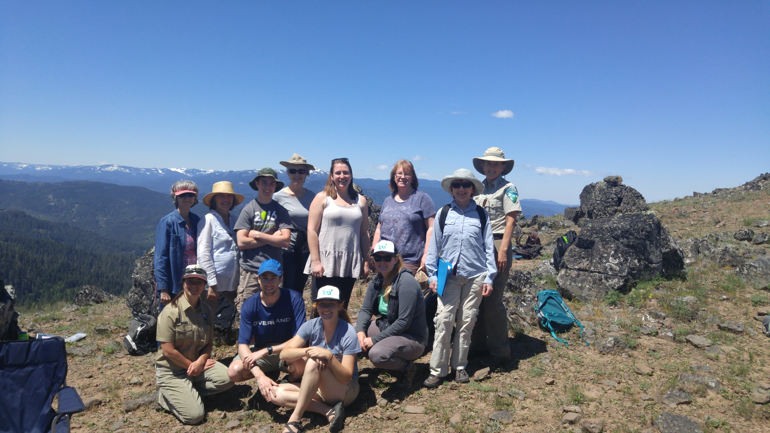 Artist Sarah Burns (center, in white dress) and sketch group at Hobart Bluff, May 2017