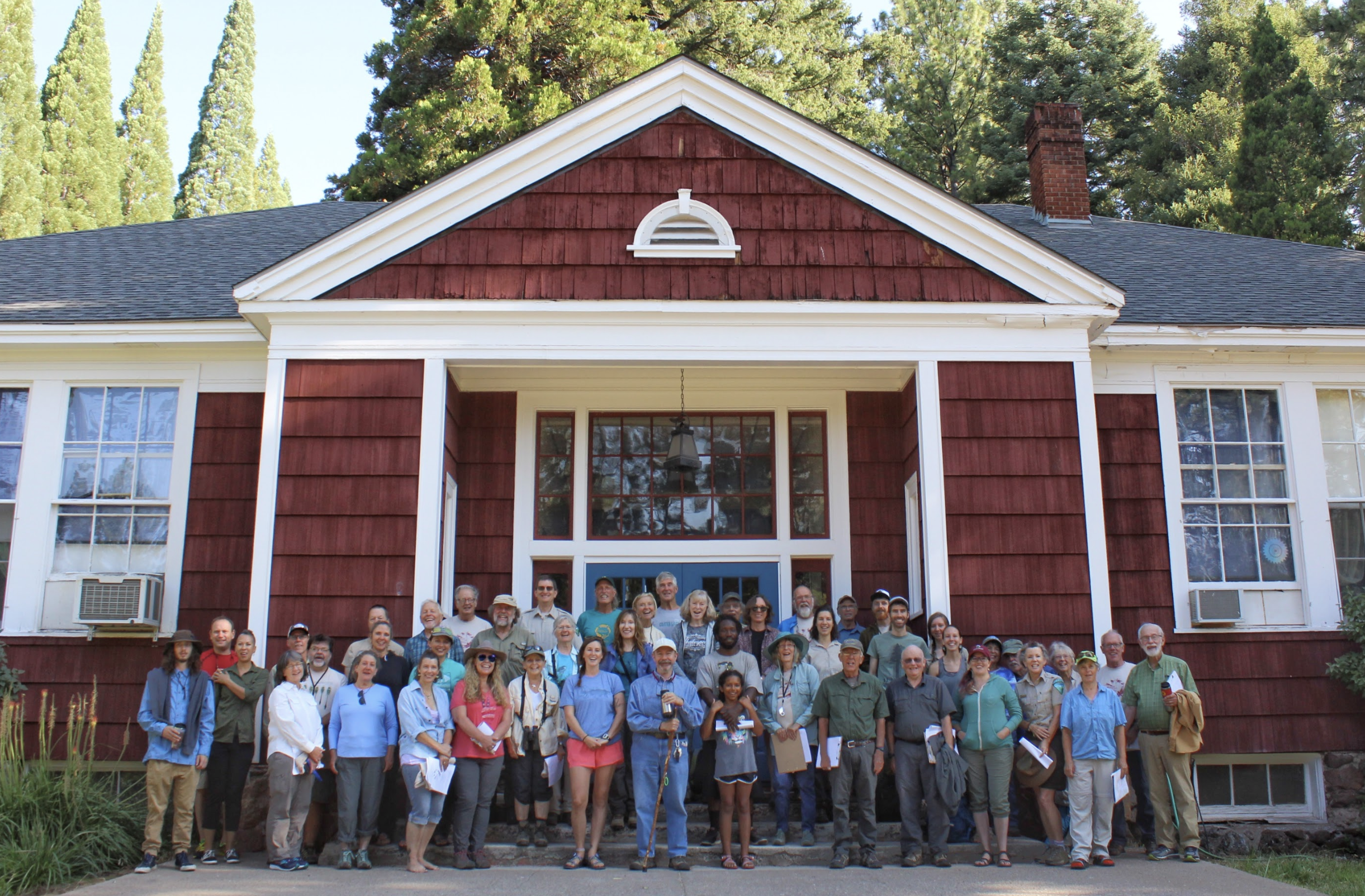 Citizen Scientists pose in front of Pinehurst School.