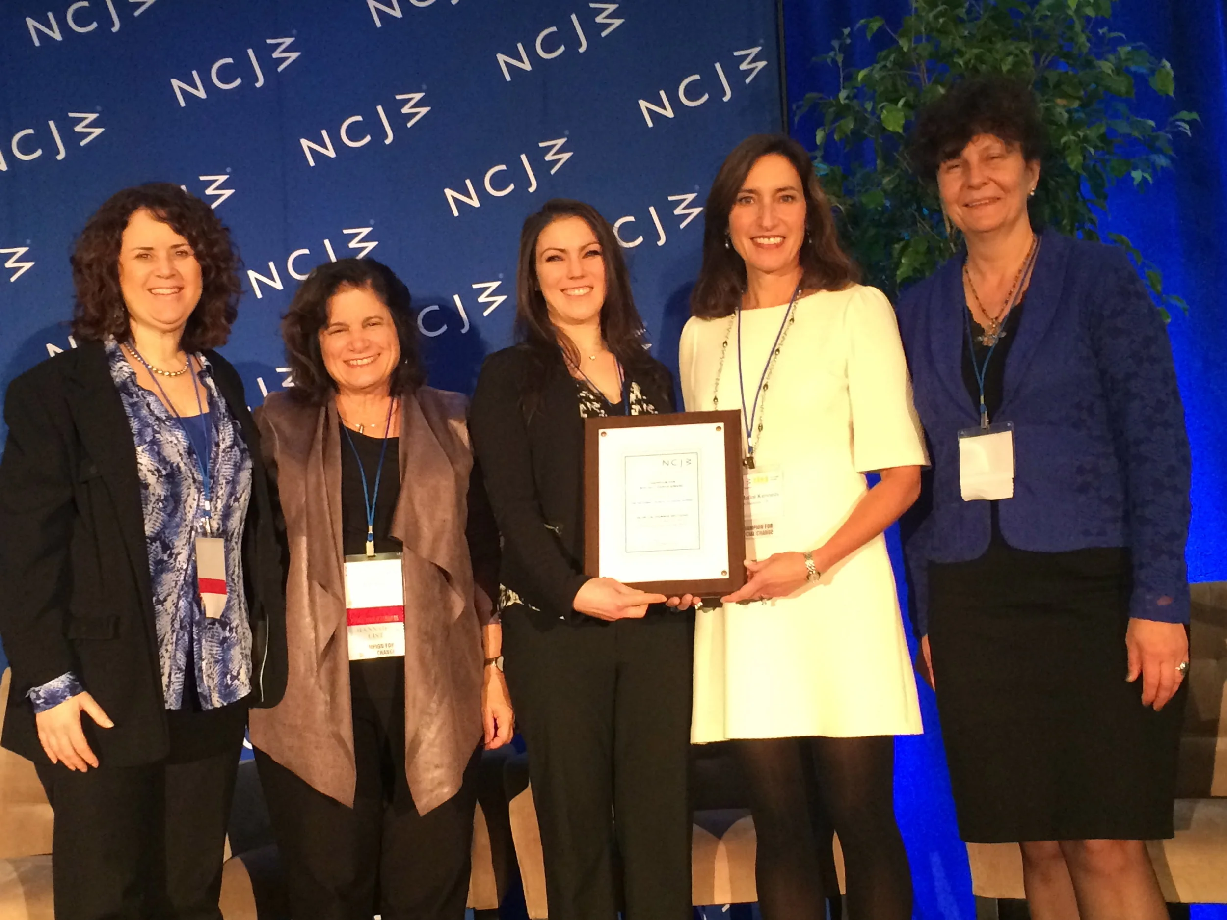 NCJW SF 2016 Washington Institute Delegation with the Champion for Social Change Award