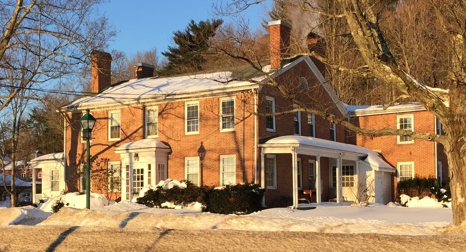 Simsbury ABC — Simsbury A Better Chance