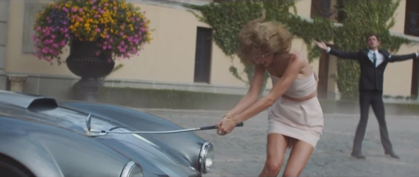 5. Her backswing is too long. Eyes on the ball Taylor.