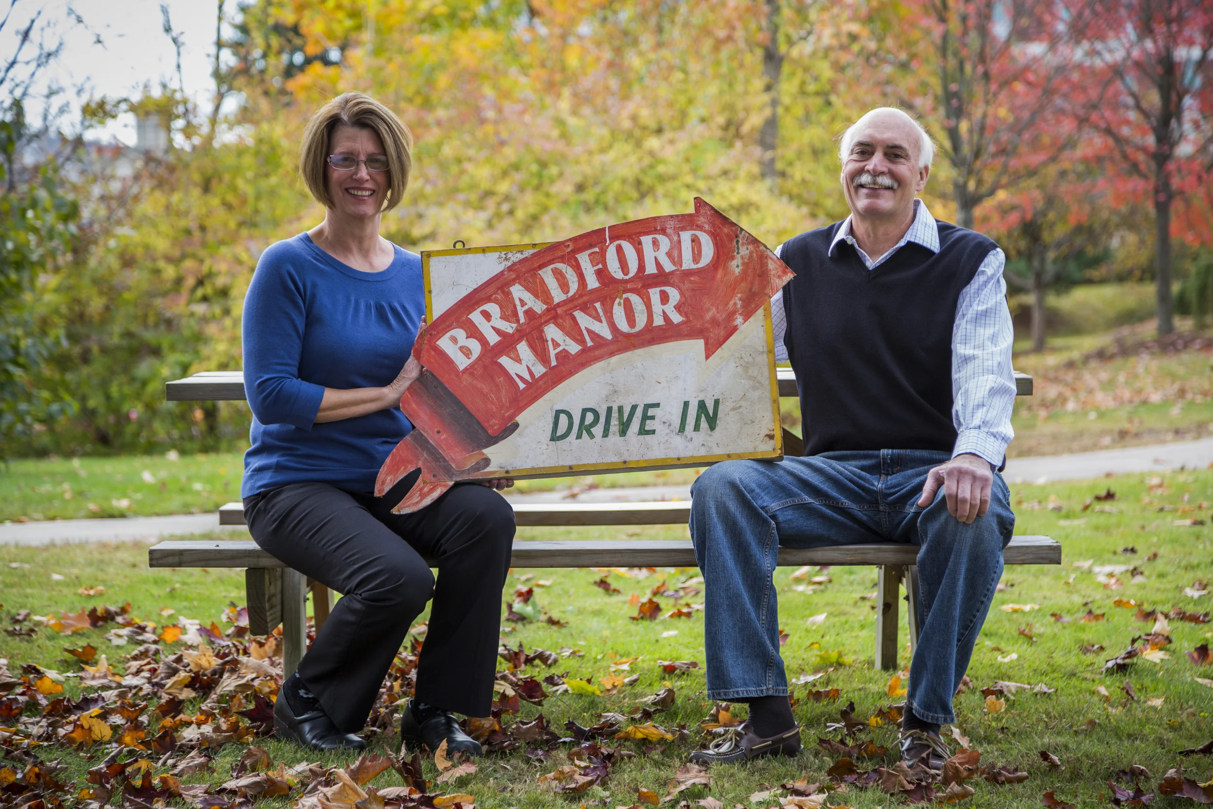 Biedermans_BradfordManorSign-0833.jpg