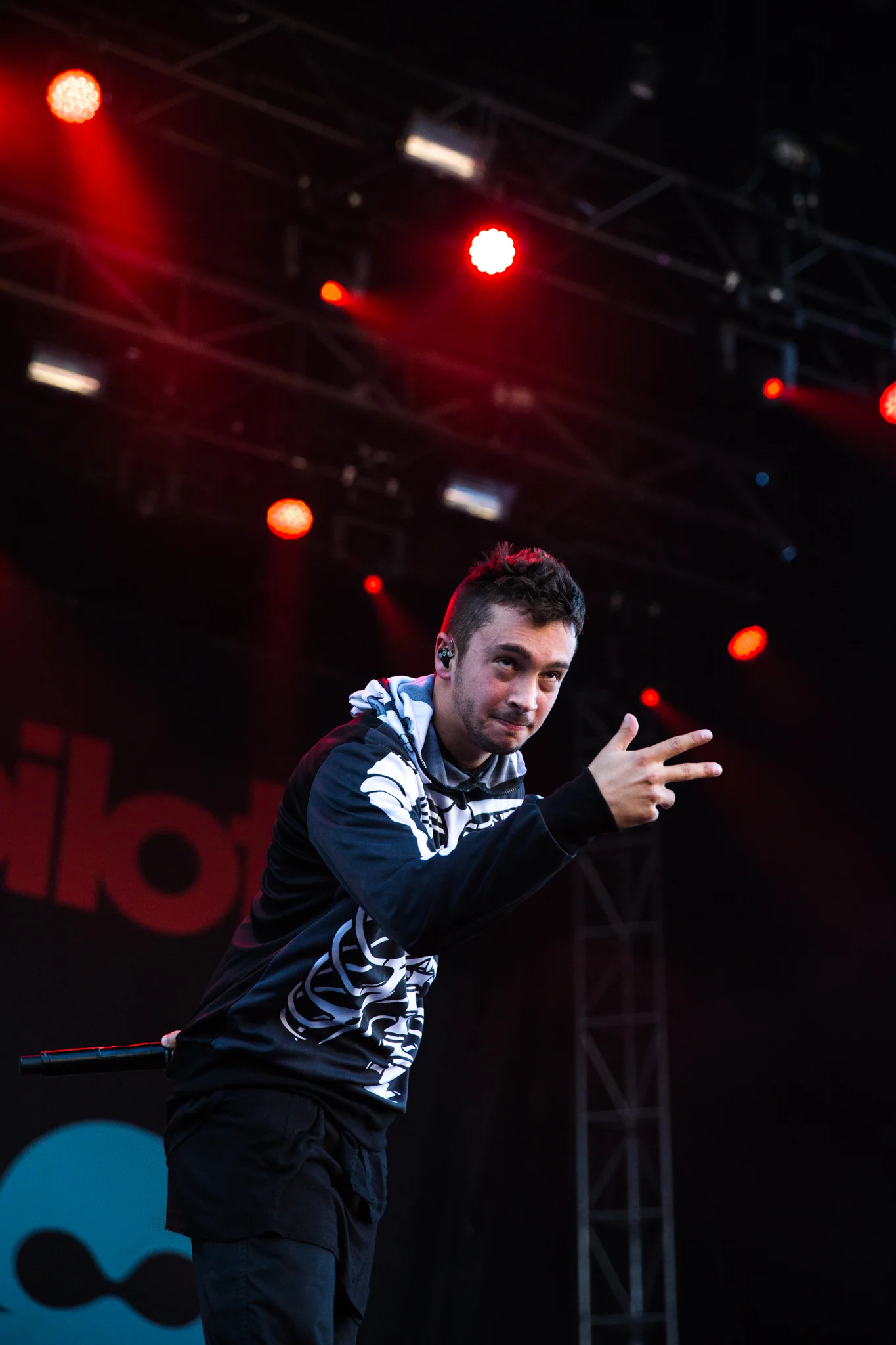   TWENTY ONE PILOTS       @Boston_Calling  //  @intoTheCrowdMag    