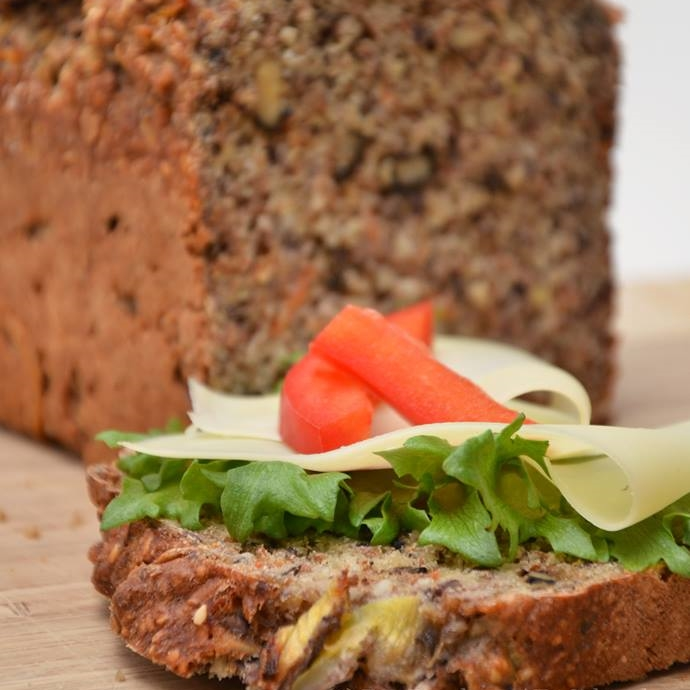 PÅSMURT SKIVE Alle brød hos Drømmeplassen kan du få påsmurt! Spør etter ditt favorittbrød. 25,- (ta med 23,-)